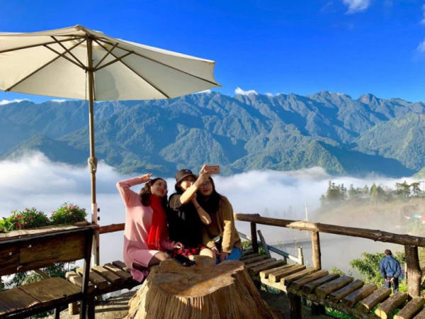 Lá Đỏ Homestay & Cofee Lá Đỏ Homestay & Cofee