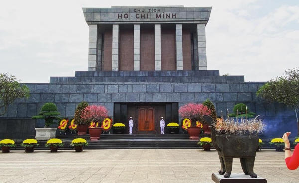 Lăng Chủ Tịch Hồ Chí Minh Lăng Chủ Tịch Hồ Chí Minh