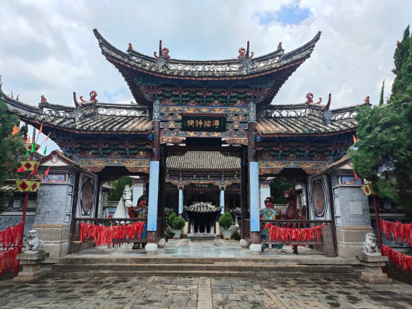 Làng dân tộc Vân Nam, Trung Quốc Làng dân tộc Vân Nam, Trung Quốc