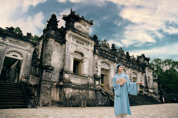 Hệ thống lăng tẩm nhà Nguyễn - Điểm check in nổi tiếng ở Huế 02 Hệ thống lăng tẩm nhà Nguyễn - Điểm check in nổi tiếng ở Huế 02