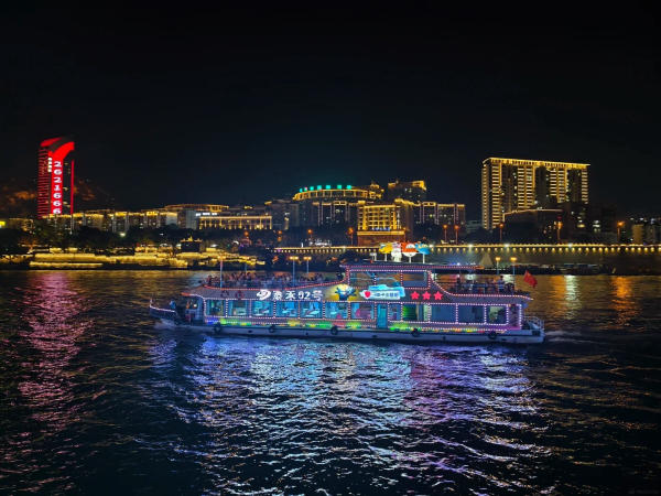Du lịch trên sông Liễu Giang