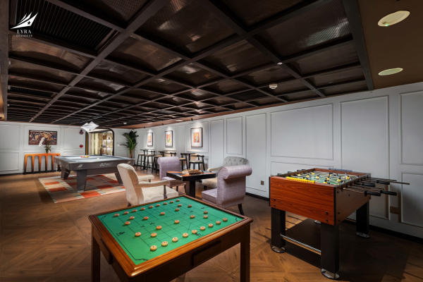Game Room Lyra Cruise