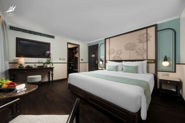 Lyra Grandeur Oasis Suite