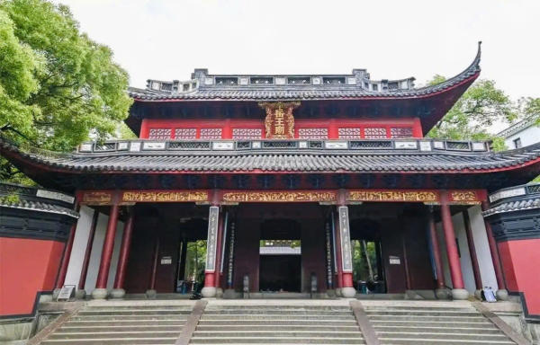 Cổng Miếu Nhạc Phi