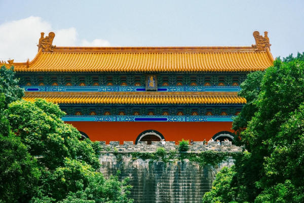Minh Lâu - Minh Hiếu Lăng