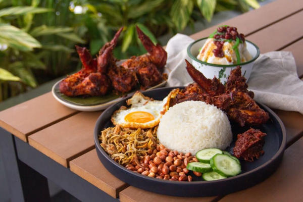 Nasi Lemak - Món ăn Singapore nổi tiếng Nasi Lemak - Món ăn Singapore nổi tiếng