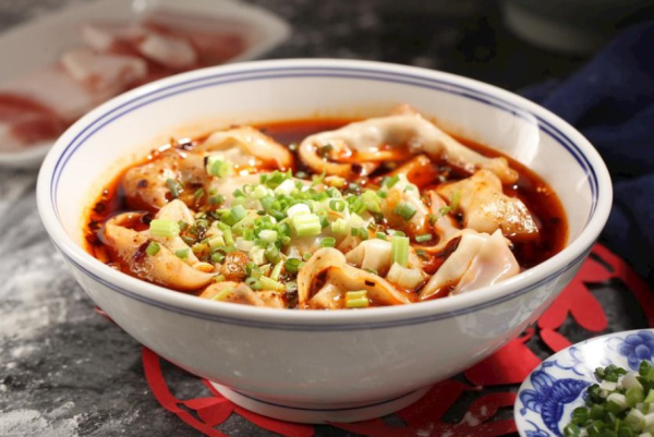 Hoành thánh sốt dầu ớt, Tứ Xuyên Hoành thánh sốt dầu ớt, Tứ Xuyên
