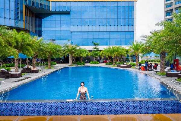 Khách sạn Mường Thanh Luxury Center Hạ Long 01 Khách sạn Mường Thanh Luxury Center Hạ Long 01