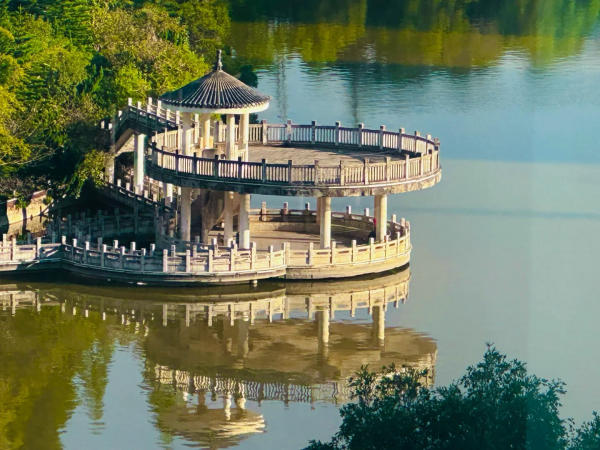 Check in công viên Nam Hồ Mông Tự