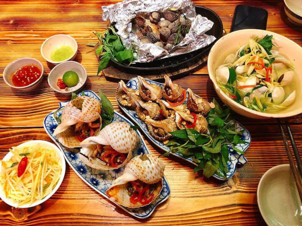 Nhà hàng Vạn Chài, Hải Tiến Nhà hàng Vạn Chài, Hải Tiến