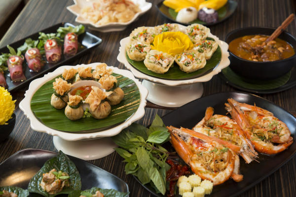 Nhà hàng món Thái ngon ở Bangkok - Ruen Urai 01 Nhà hàng món Thái ngon ở Bangkok - Ruen Urai 01