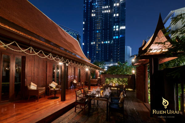Nhà hàng món Thái ngon ở Bangkok - Ruen Urai Nhà hàng món Thái ngon ở Bangkok - Ruen Urai