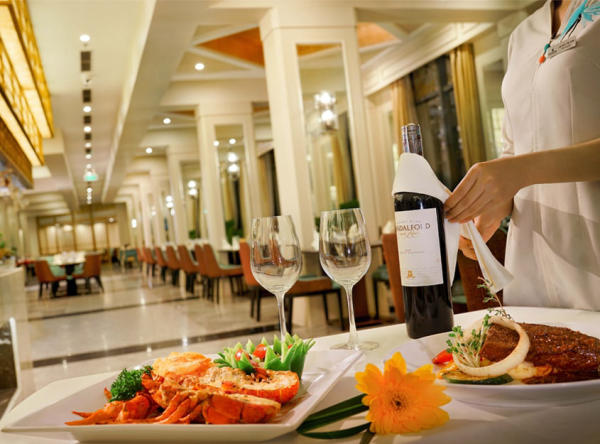 Kinh nghiệm ăn uống khi lưu trú tại Vinpearl Nha Trang ở đảo Hòn Tre Kinh nghiệm ăn uống khi lưu trú tại Vinpearl Nha Trang ở đảo Hòn Tre