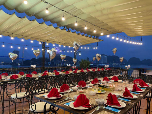Nhà hàng view đẹp tại Hạ Long Nhà hàng view đẹp tại Hạ Long