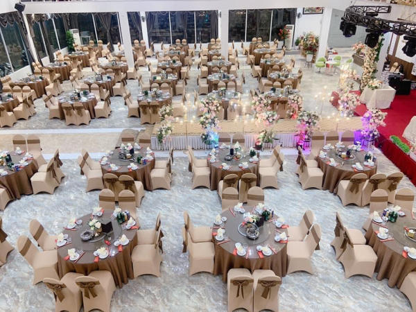 Nhà hàng tiệc quy mô lớn ở Hạ Long Nhà hàng tiệc quy mô lớn ở Hạ Long