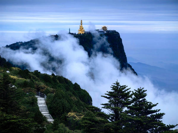 toàn cảnh Nga Mi Sơn