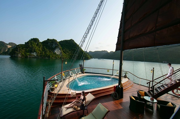 Orchid Trendy Cruise ha long vietnam