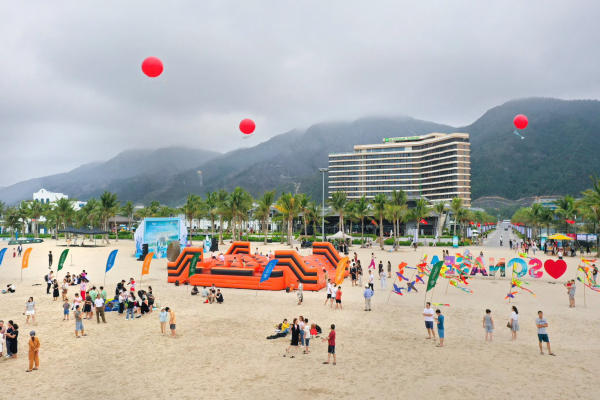 Không gian tổ chức teambuilding ngoài trời ở Sonasea Vân Đồn Không gian tổ chức teambuilding ngoài trời ở Sonasea Vân Đồn