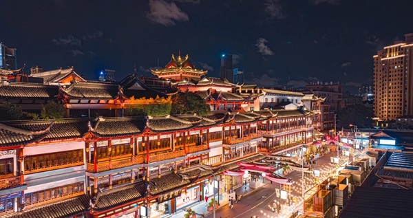 phố đi bộ Miếu Thành Hoàng