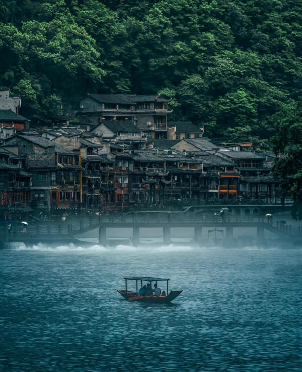Phượng Hoàng Cổ Trấn 02 Phượng Hoàng Cổ Trấn 02