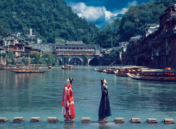 Du lịch Phượng Hoàng Cổ Trấn Du lịch Phượng Hoàng Cổ Trấn