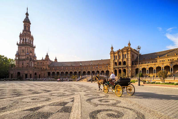 Plaza de Espana, Seville - Top địa điểm du lịch Tây Ban Nha đẹp Plaza de Espana, Seville - Top địa điểm du lịch Tây Ban Nha đẹp