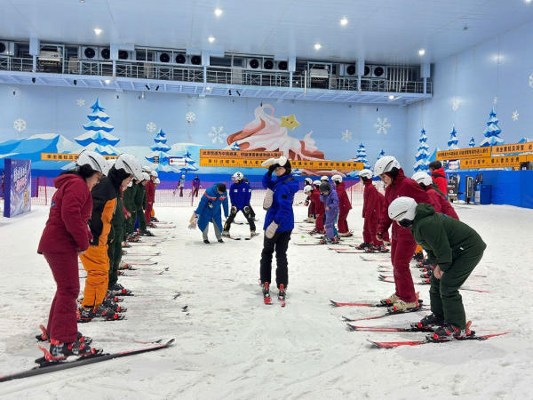 Mặc gì trong tour trượt tuyết Côn Minh