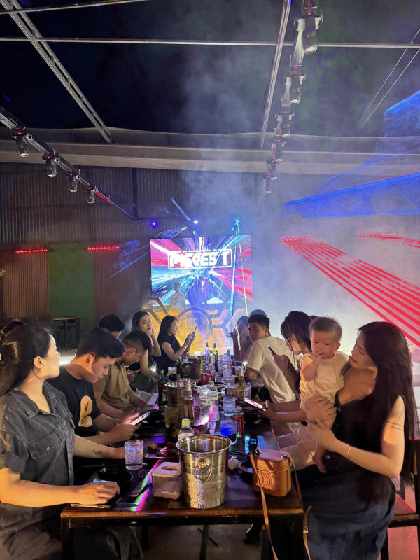 1993 Beer Club Hải Tiến 01 1993 Beer Club Hải Tiến 01