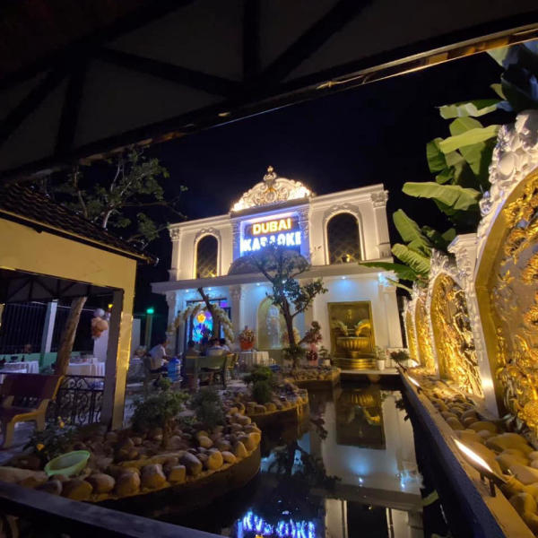 Karaoke Dubai, Hải Tiến Karaoke Dubai, Hải Tiến