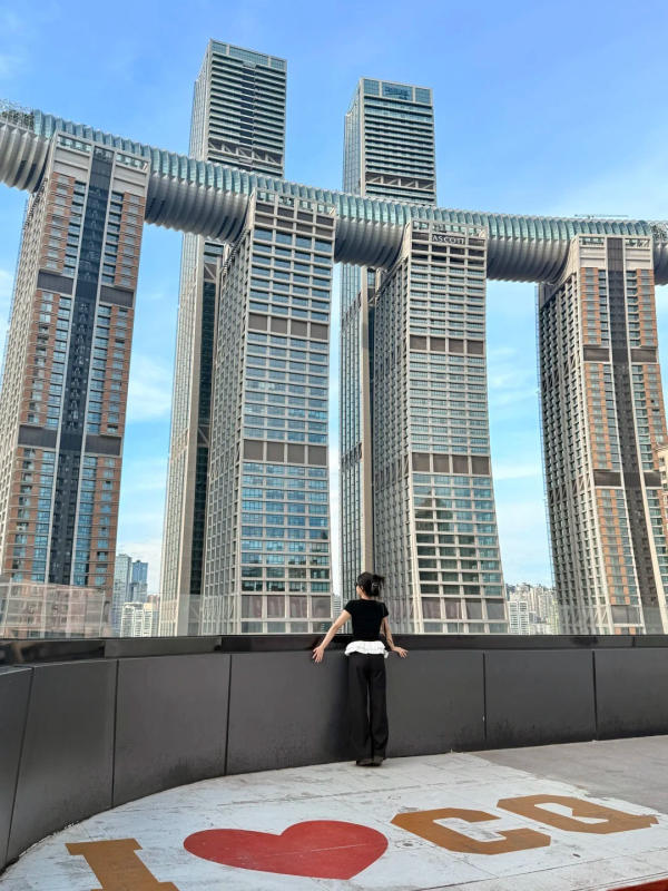 Check in Raffles City Trùng Khánh