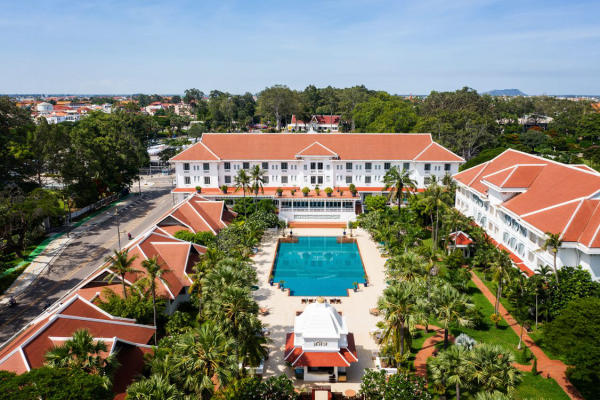 Raffles Grand Hotel d'Angkor, Siem Reap, Campuchia Raffles Grand Hotel d'Angkor, Siem Reap, Campuchia