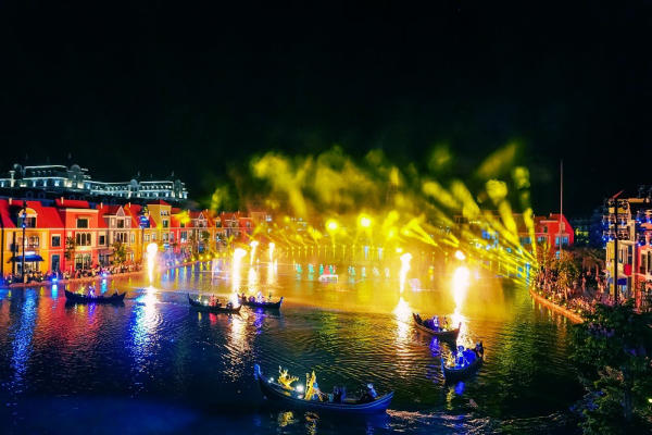 Show diễn Sắc màu Venice Grandworld Phú Quốc Show diễn Sắc màu Venice Grandworld Phú Quốc