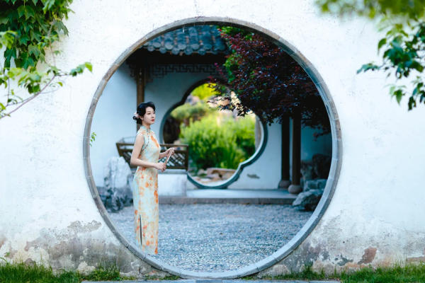 Vé vảo cửa Sấu Tây Hồ