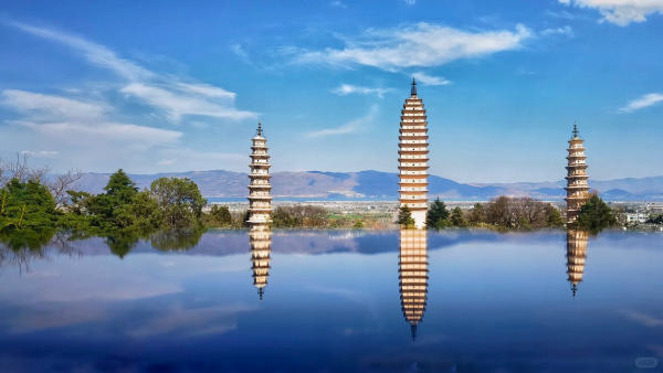 Bố cục Tam Tháp Đại Lý