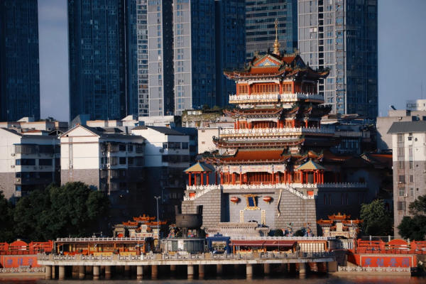 Không gian đền cổ Tây Lai Liễu Châu
