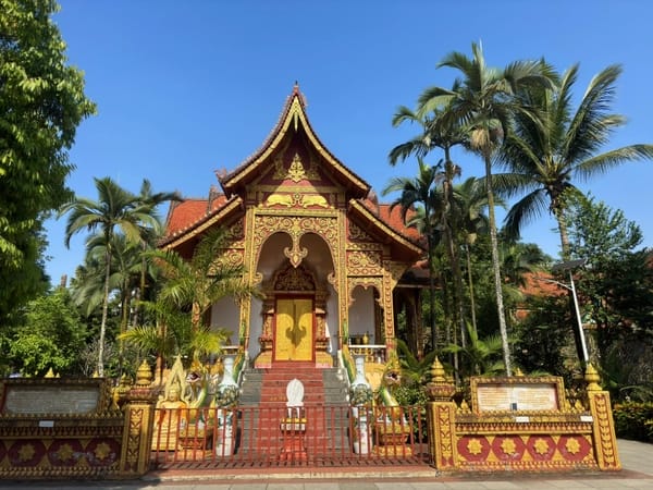 Dân tộc Thái Tây Song Bản Nạp