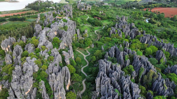 Điểm tham quan ở Côn Minh, Trung Quốc Điểm tham quan ở Côn Minh, Trung Quốc