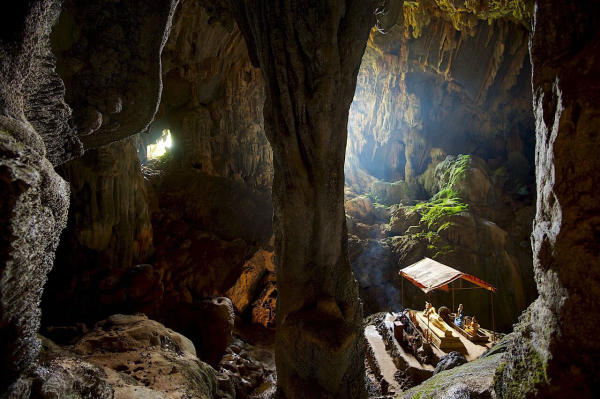 Hang Tham Phu Kham, Lào Hang Tham Phu Kham, Lào