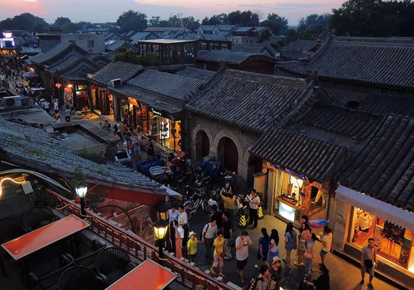 tham quan Thập Sát Hải