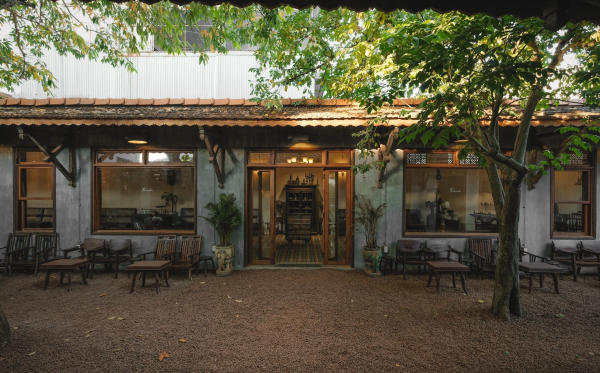Café Thành - Quàn Cafe đẹp ở Huế Café Thành - Quàn Cafe đẹp ở Huế
