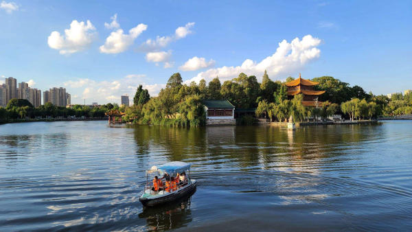 Tháp Đại Quan, Côn Minh, Trung Quốc Tháp Đại Quan, Côn Minh, Trung Quốc
