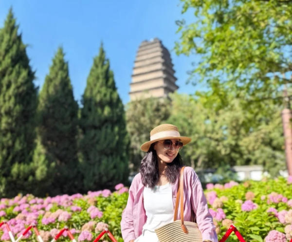 Check in cảnh quan Tháp Tiểu Nhạn