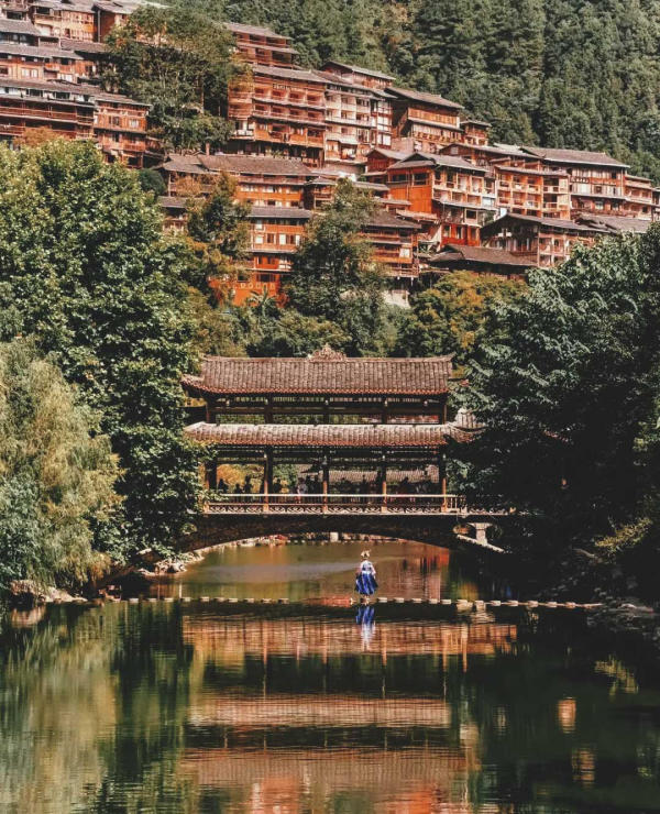 Cầu phong vũ ở Thiên hộ Miêu Trại Cầu phong vũ ở Thiên hộ Miêu Trại