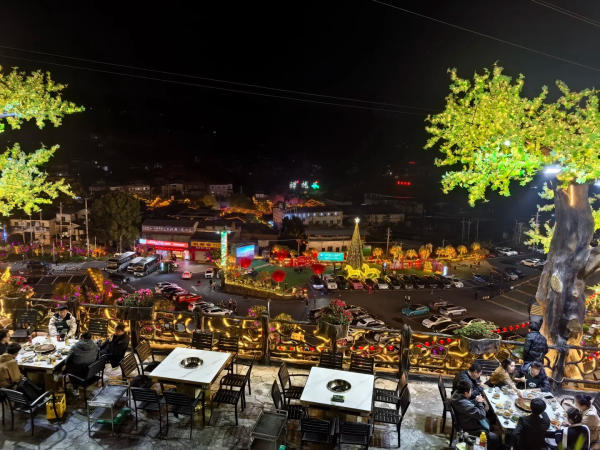 Đặt chỗ nhà hàng Tì Bà Viên Trùng Khánh