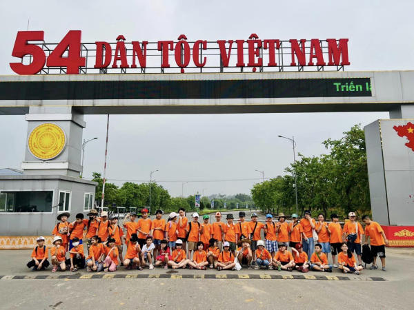 Làng Văn hóa Các Dân Tộc Việt Nam Làng Văn hóa Các Dân Tộc Việt Nam