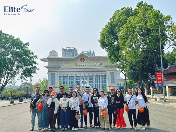tour Châu Hồng Hà