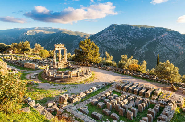 Delphi - Top 10 điểm du lịch Hy Lạp đẹp nhất Delphi - Top 10 điểm du lịch Hy Lạp đẹp nhất