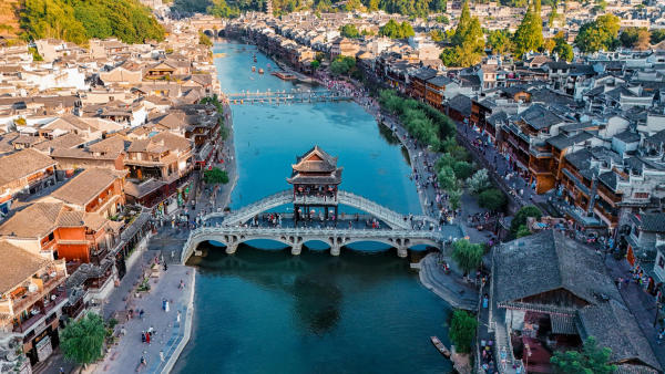 tour Nam Ninh Trương Gia Giới Phượng Hoàng Cổ Trấn 6N5Đ