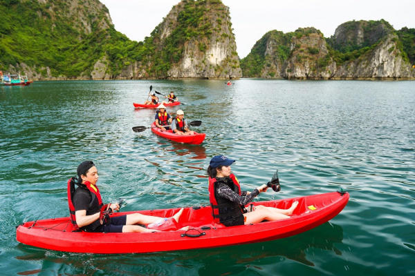 Tour du lịch Vân Đồn, Quảng Ninh 01 Tour du lịch Vân Đồn, Quảng Ninh 01
