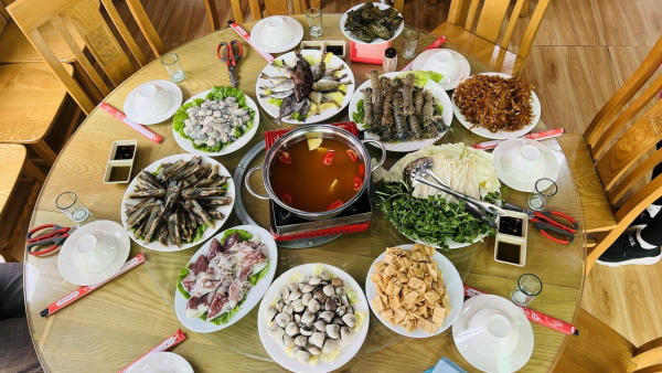 Nhà hàng ở Trà Cổ, Móng Cái Nhà hàng ở Trà Cổ, Móng Cái